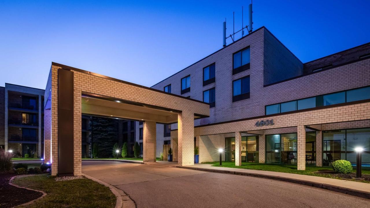 Best Western East Towne Suites Madison Buitenkant foto