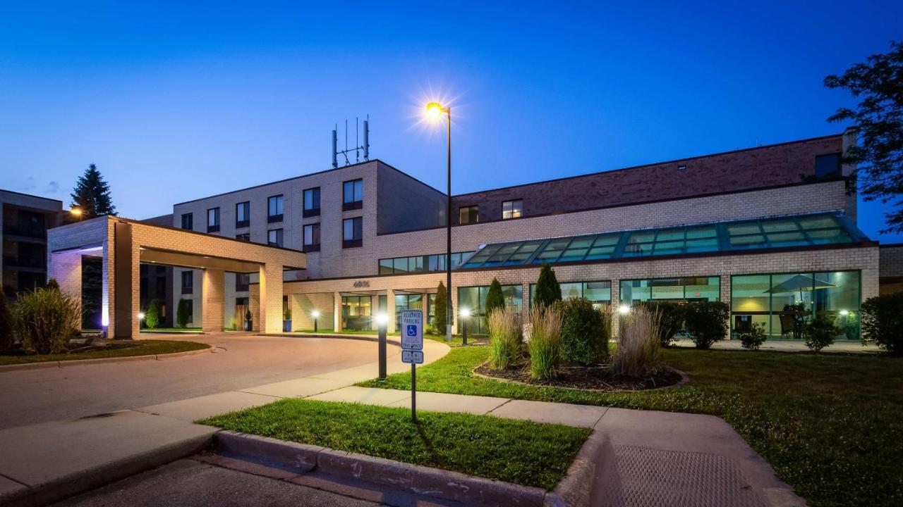 Best Western East Towne Suites Madison Buitenkant foto