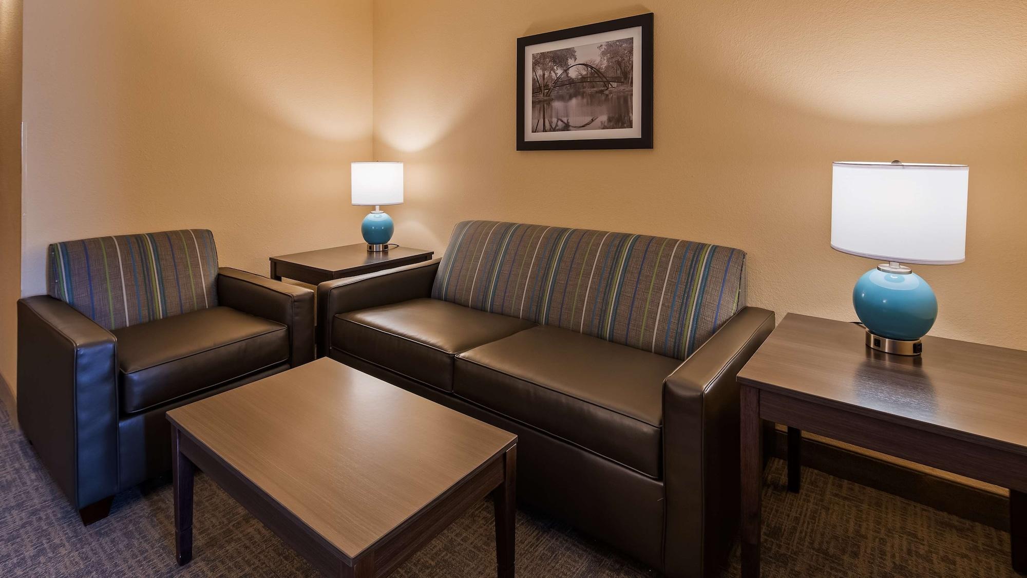 Best Western East Towne Suites Madison Buitenkant foto