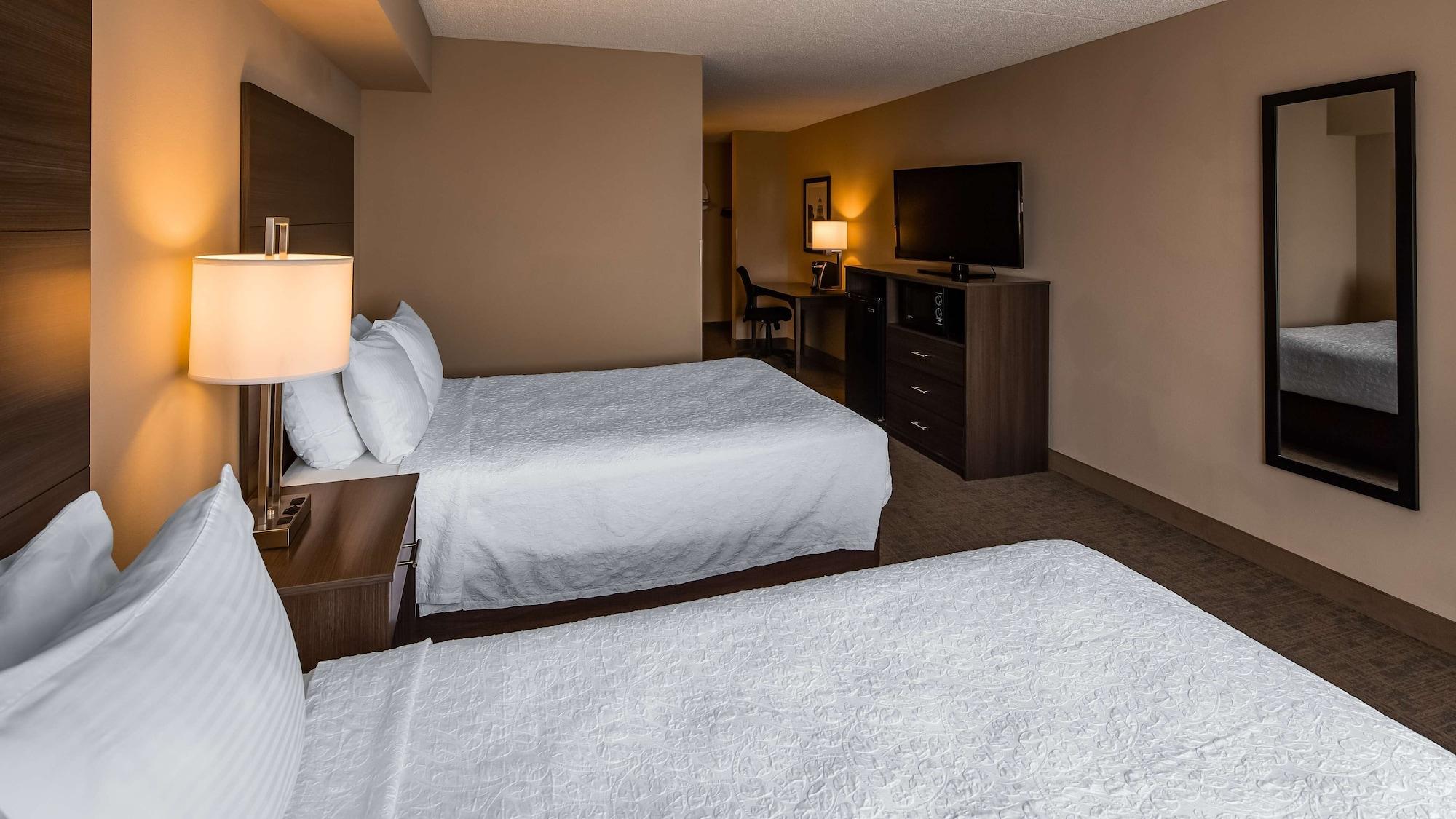 Best Western East Towne Suites Madison Buitenkant foto
