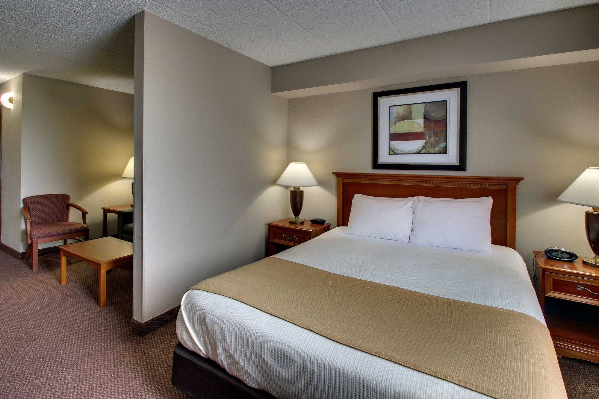 Best Western East Towne Suites Madison Buitenkant foto