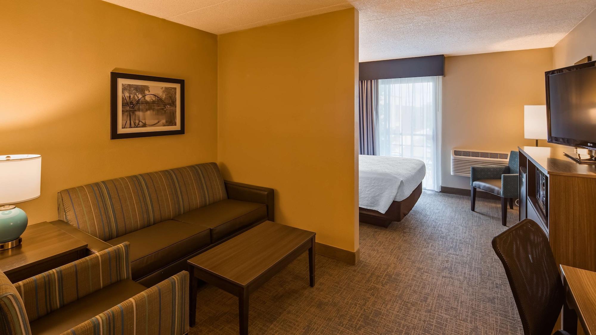 Best Western East Towne Suites Madison Buitenkant foto